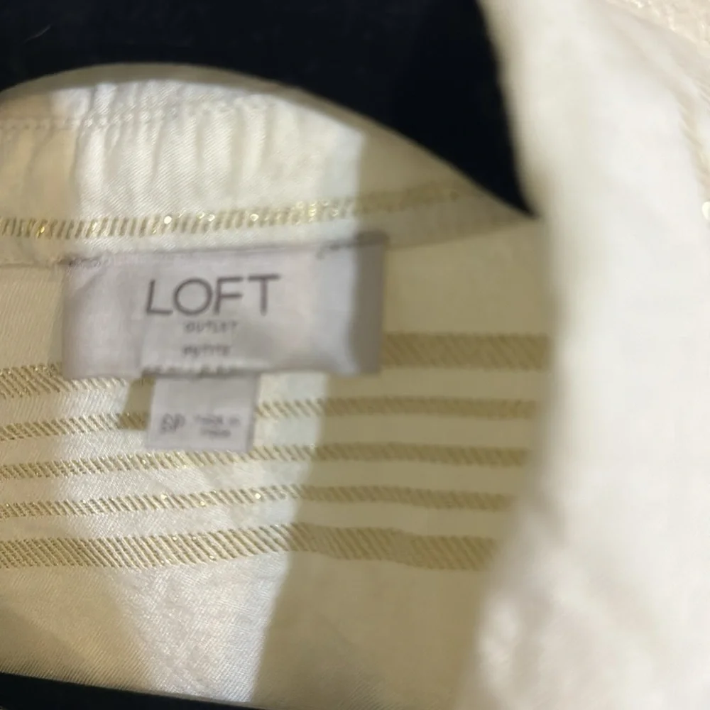 LOFT button down shirt - Picture 2 of 6